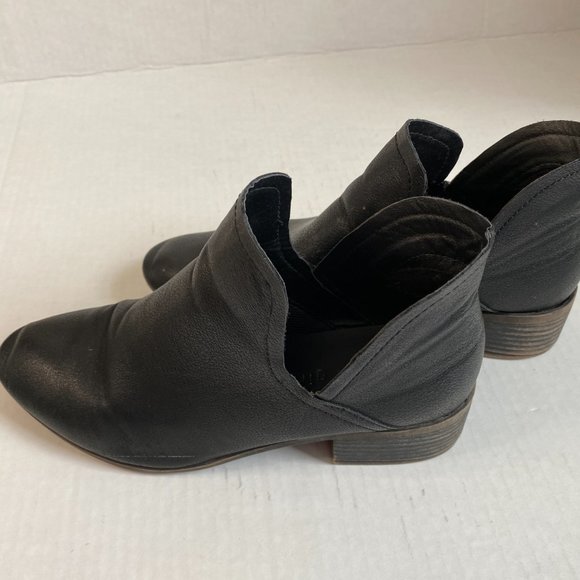Steve Madden Cut Out Booties - Picture 8 of 9
